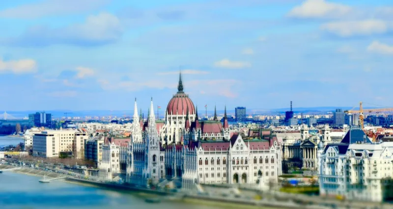 Lépj velünk kapcsolatba, és vedd igénybe piacvezető székhelyszolgáltatásunkat!